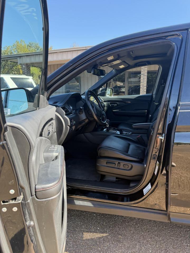 Honda Ridgeline Black Edition 4x4 Crew Cab 5.3' Bed 2017