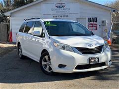 2012 Toyota Sienna 