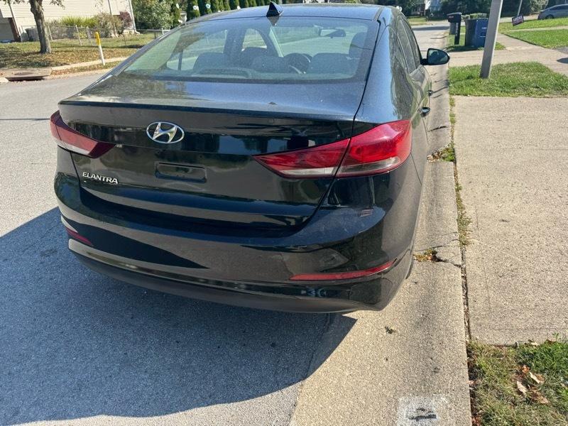Hyundai Elantra 4dr Sdn Auto LE 2018