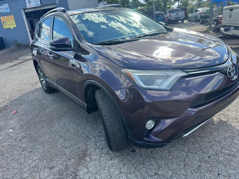 Toyota RAV4 XLE AWD 2016