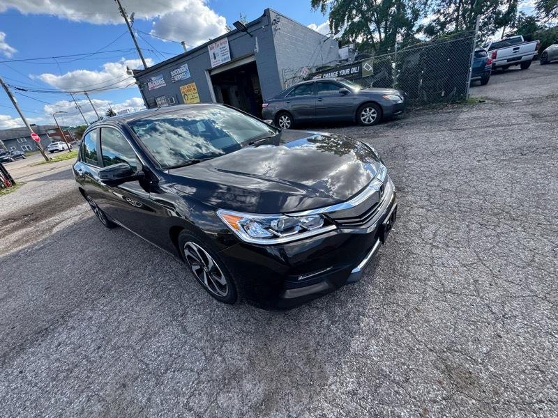 Honda Accord EX-L Sedan CVT w/ Honda Sensing 2017