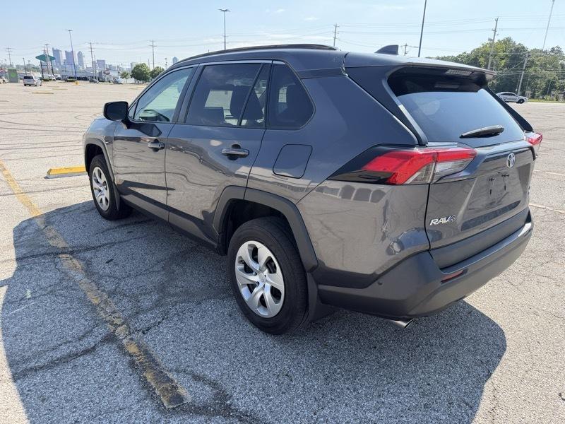 Toyota RAV4 LE AWD 2021