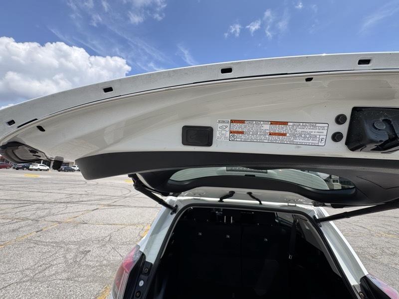 Toyota RAV4 XLE AWD 2018