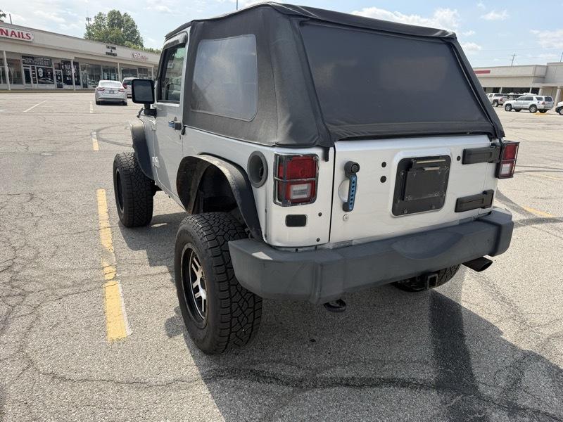 Jeep Wrangler Sport 4WD 2010