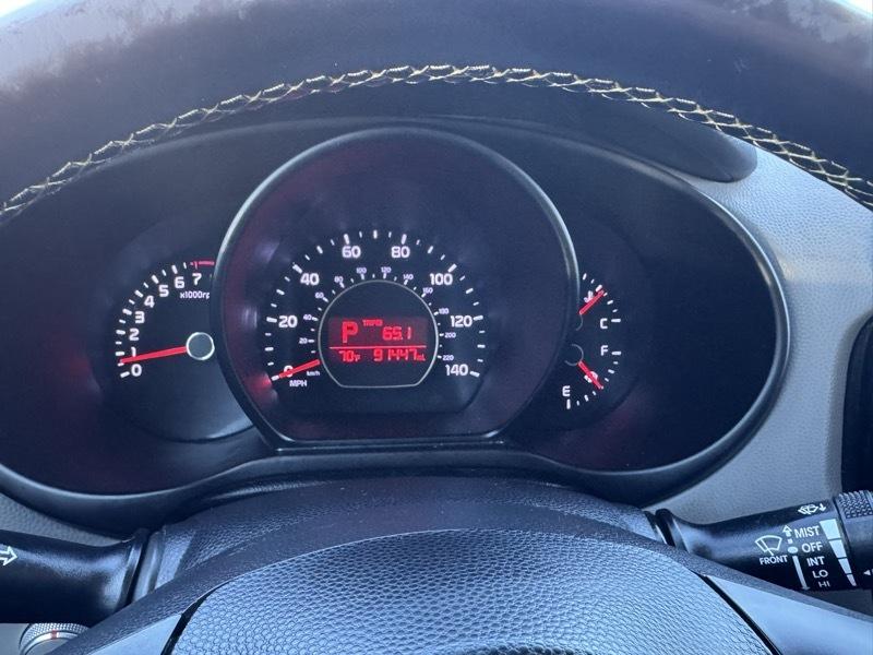 Kia Soul + w/Signature 2.0 Special Edition 2016