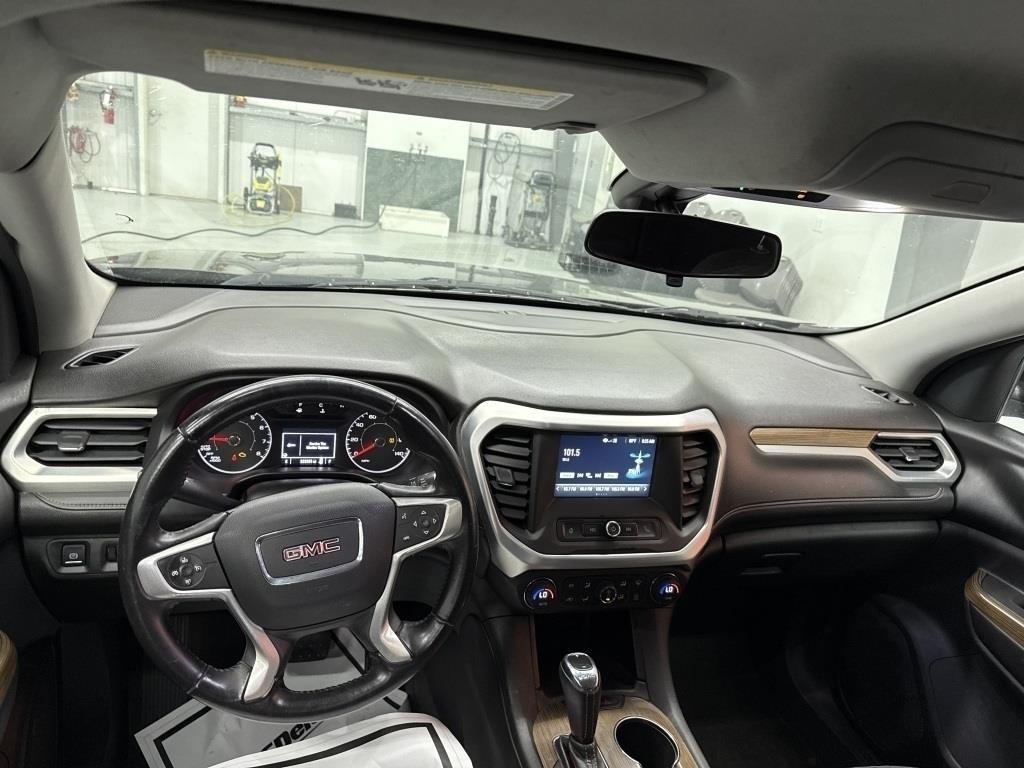 GMC Acadia SLE-1 FWD 2018