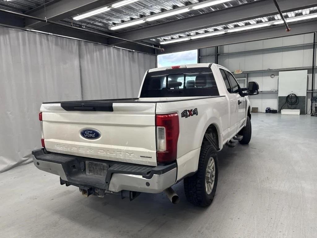Ford F-250 SD XLT SuperCab Long Bed 4WD 2019