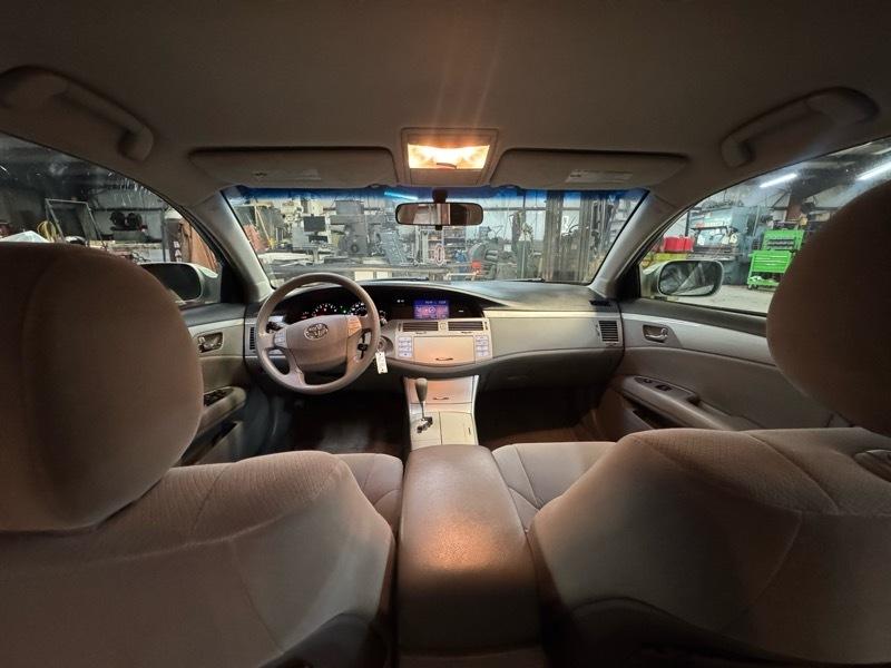 Toyota Avalon 4dr Sdn XL w/Bucket Seats 2007
