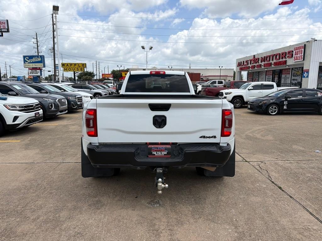 RAM 3500 Tradesman Crew Cab 4WD DRW 2023