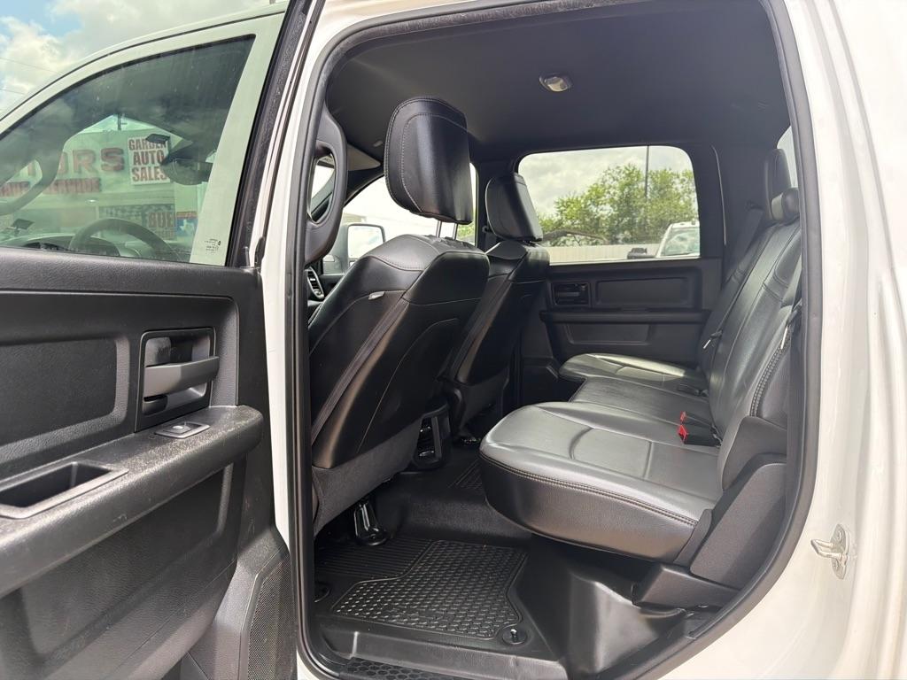 RAM 3500 Tradesman Crew Cab 4WD DRW 2023