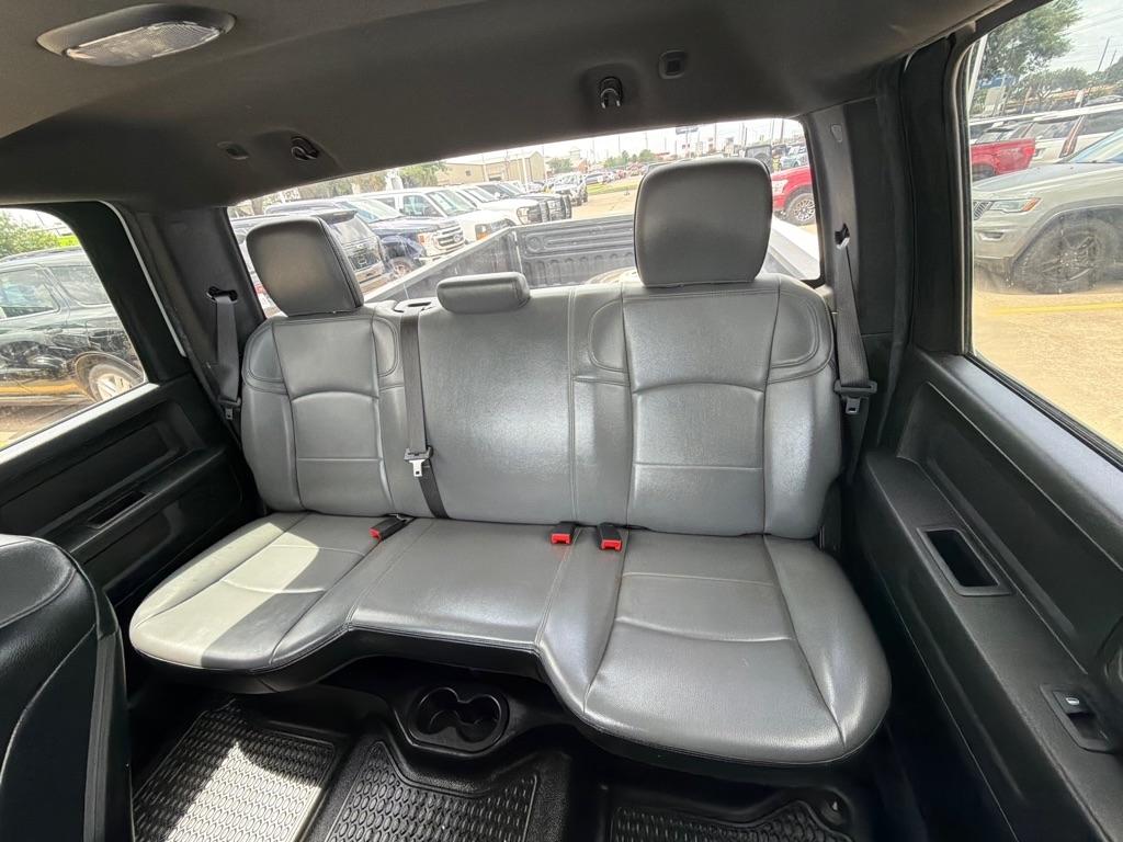 RAM 3500 Tradesman Crew Cab 4WD DRW 2023