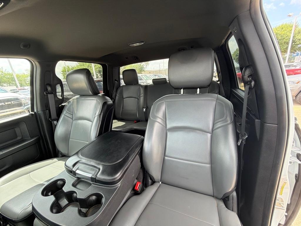RAM 3500 Tradesman Crew Cab 4WD DRW 2023