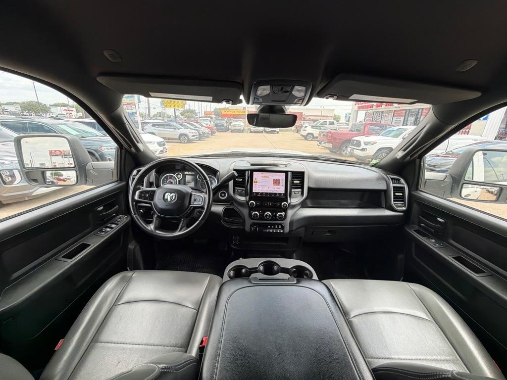 RAM 3500 Tradesman Crew Cab 4WD DRW 2023