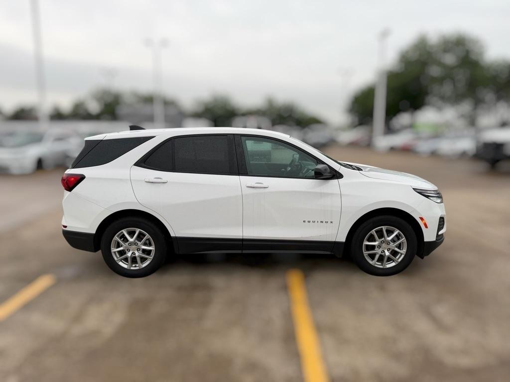 Chevrolet Equinox LS 2WD 2024