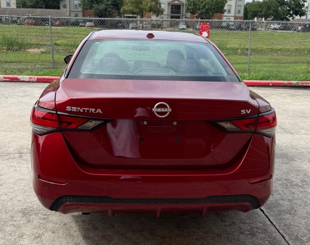 Nissan Sentra SV 2024