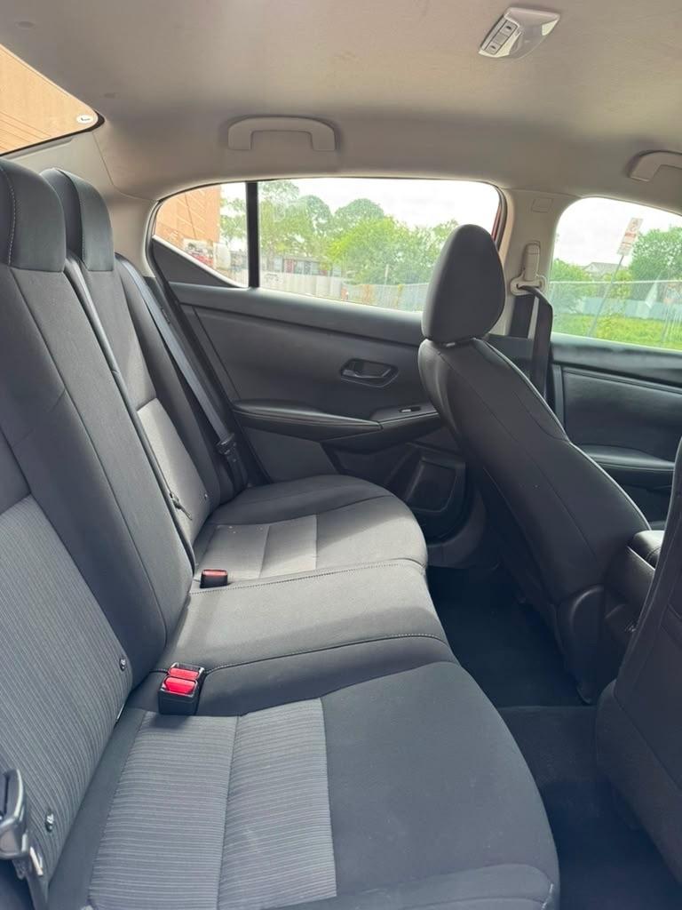 Nissan Sentra SV 2024