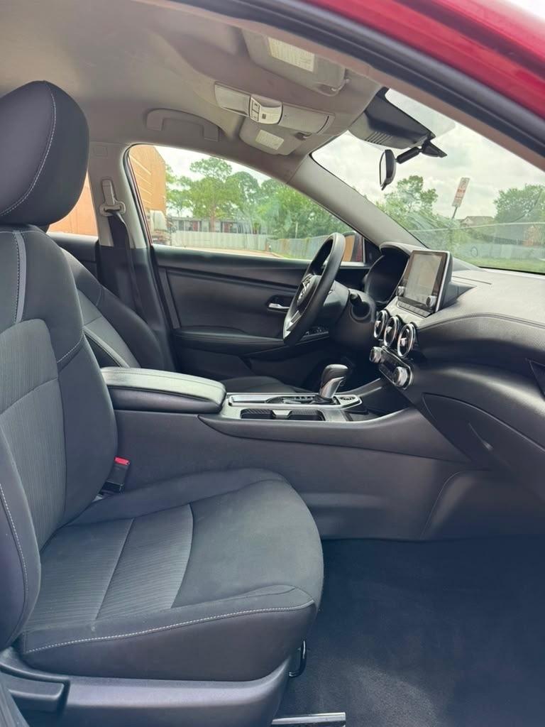 Nissan Sentra SV 2024