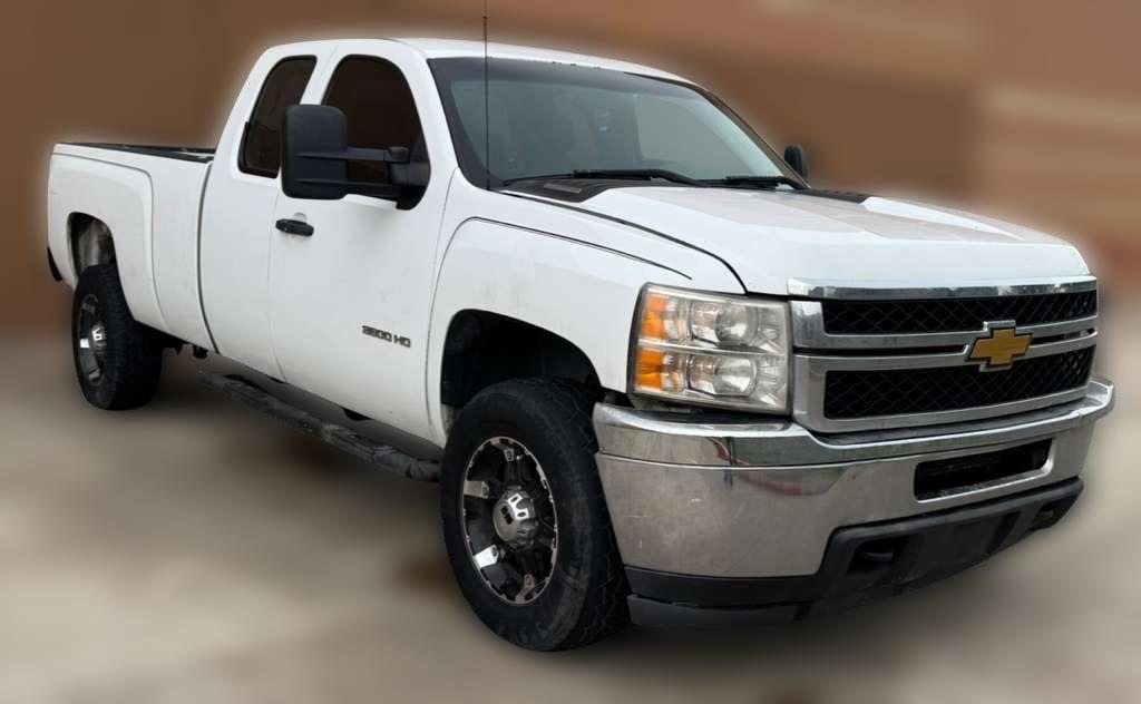 Chevrolet Silverado 3500HD 2WD Ext Cab 158.2" Work Truck 2012