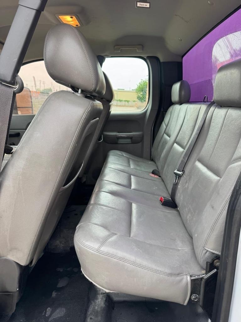 Chevrolet Silverado 3500HD 2WD Ext Cab 158.2" Work Truck 2012