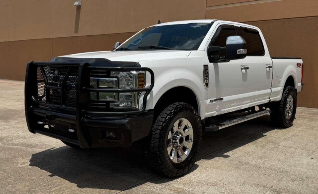 Ford Super Duty F-250 SRW King Ranch 4WD Crew Cab 8' Box 2019