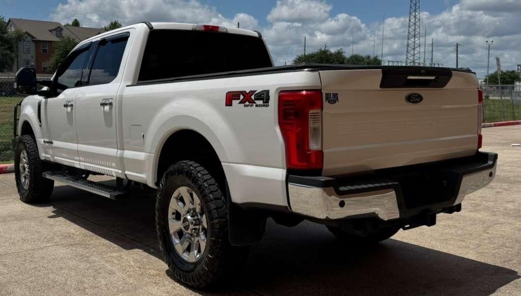 Ford Super Duty F-250 SRW King Ranch 4WD Crew Cab 8' Box 2019