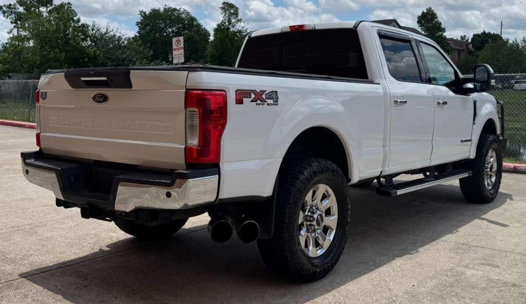 Ford Super Duty F-250 SRW King Ranch 4WD Crew Cab 8' Box 2019