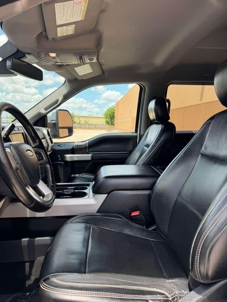 Ford Super Duty F-250 SRW King Ranch 4WD Crew Cab 8' Box 2019