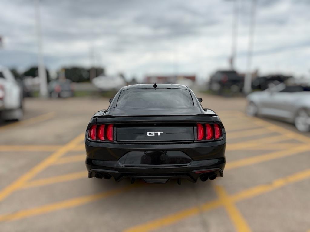 Ford Mustang GT Fastback 2022