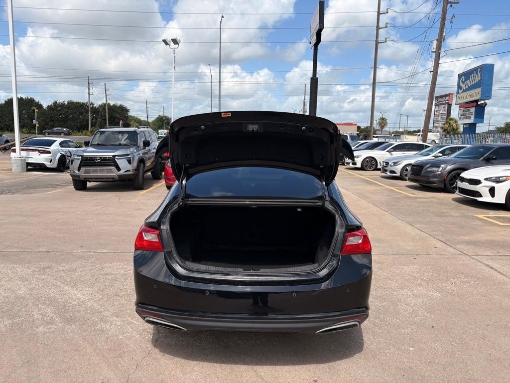 Chevrolet Malibu 4dr Sdn RS 2021