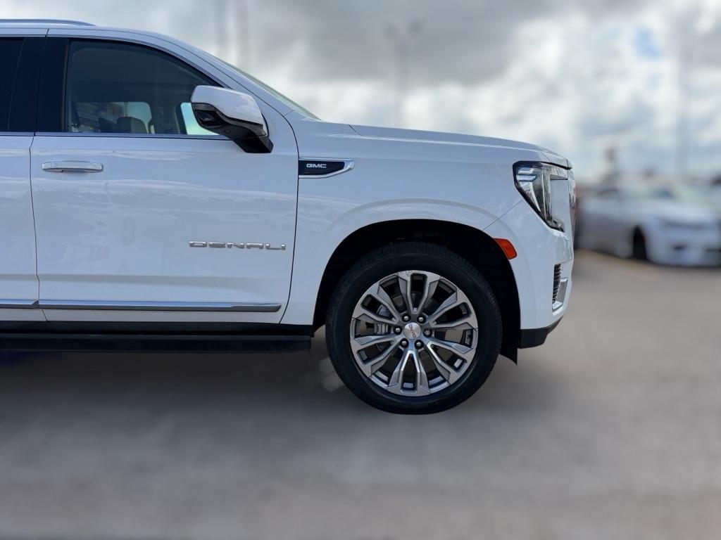 GMC Yukon 4WD 4dr Denali 2021