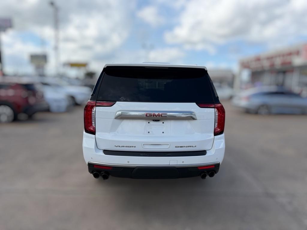 GMC Yukon 4WD 4dr Denali 2021