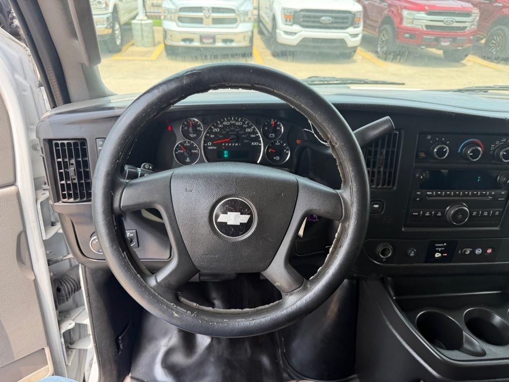 Chevrolet Express Passenger RWD 2500 135" LS 2017