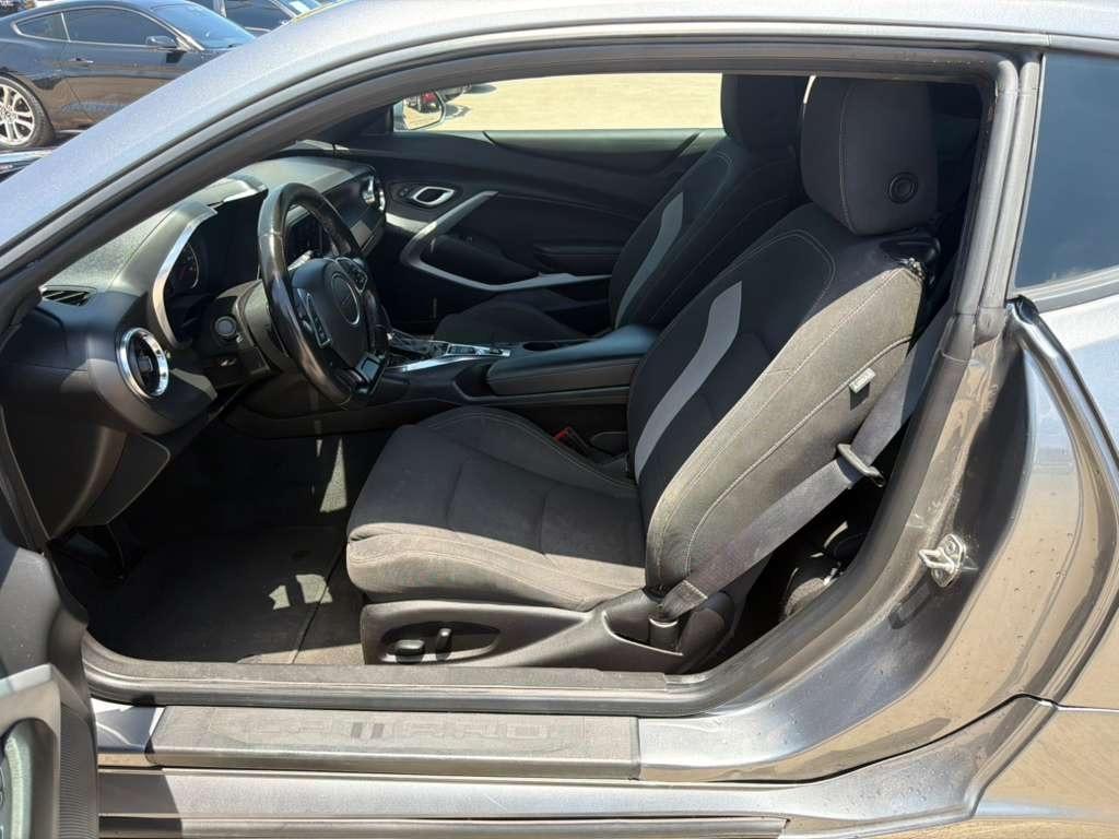 Chevrolet Camaro 2dr Cpe 2SS 2021