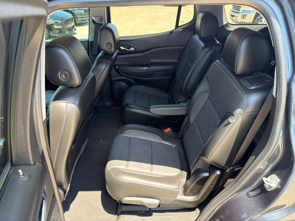 GMC Acadia FWD 4dr SLT 2020