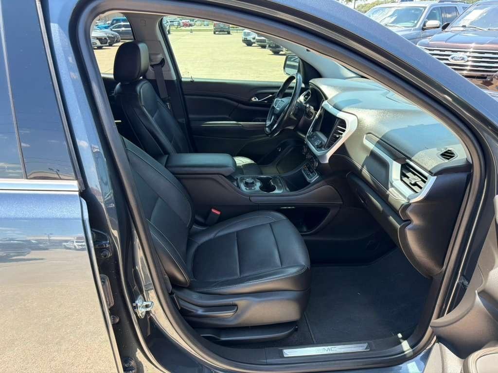 GMC Acadia FWD 4dr SLT 2020