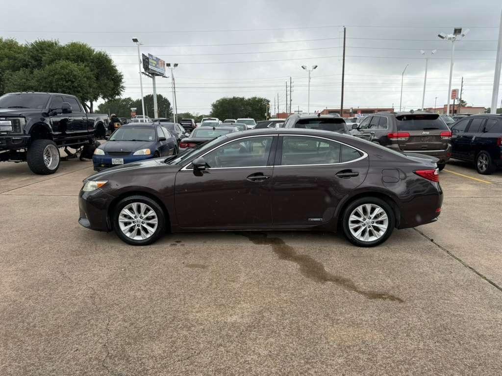 Lexus ES 300h 4dr Sdn Hybrid 2013