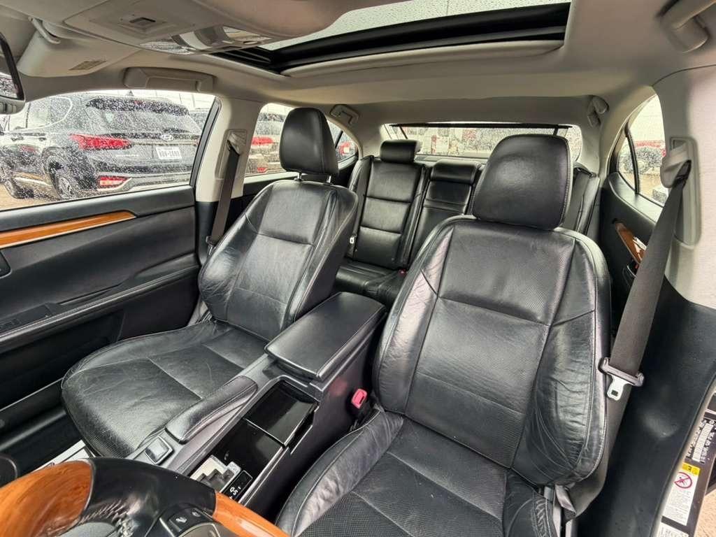 Lexus ES 300h 4dr Sdn Hybrid 2013