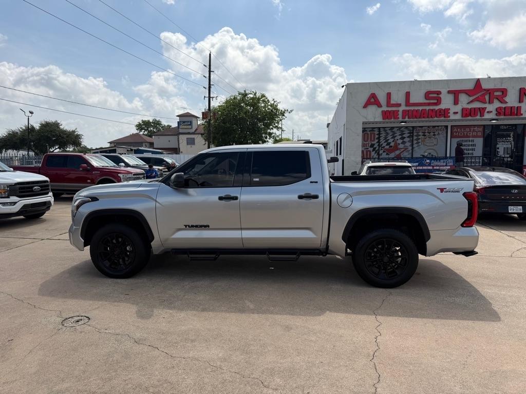 Toyota Tundra 4WD SR5 CrewMax 5.5' Bed (Natl) 2023