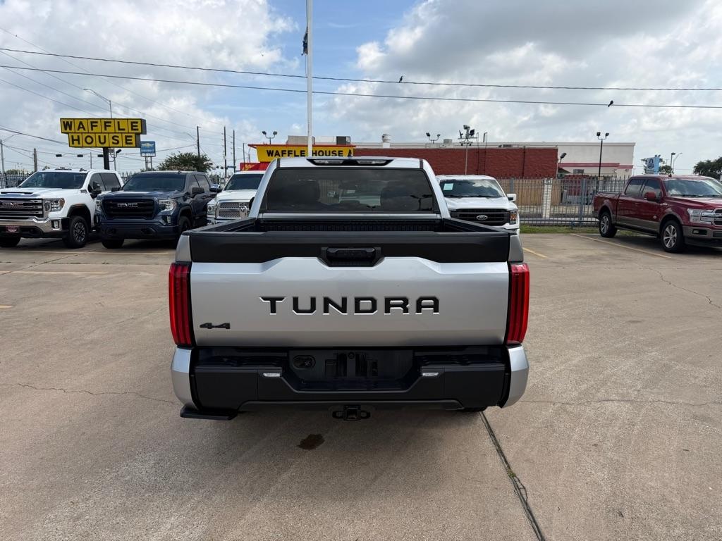 Toyota Tundra 4WD SR5 CrewMax 5.5' Bed (Natl) 2023