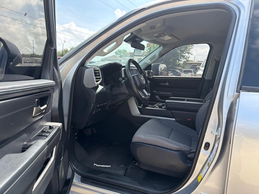 Toyota Tundra 4WD SR5 CrewMax 5.5' Bed (Natl) 2023