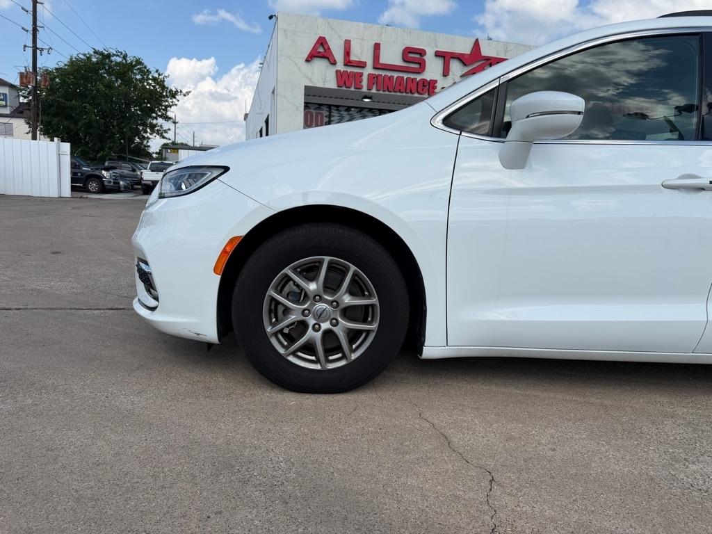 Chrysler Pacifica Touring FWD 2022