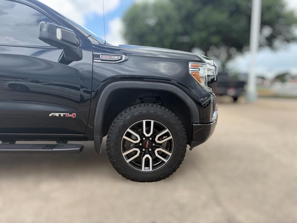 GMC Sierra 1500 4WD Crew Cab 147" AT4 2019