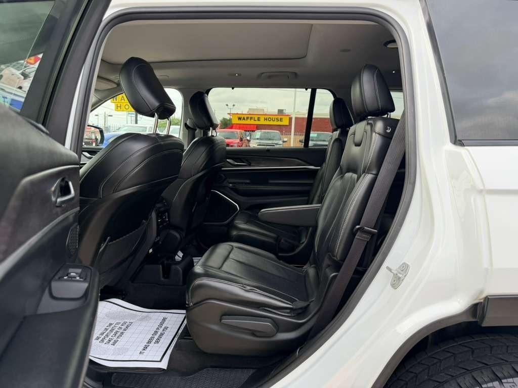Jeep Grand Cherokee L Limited 4WD 2022