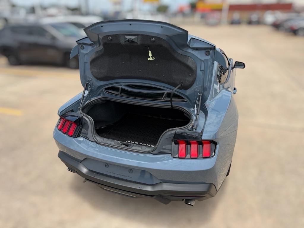 Ford Mustang GT Coupe 2024