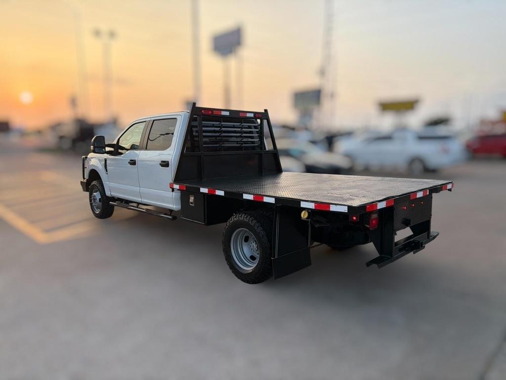 Ford F-350 SD XL Crew Cab Long Bed DRW 4WD 2019