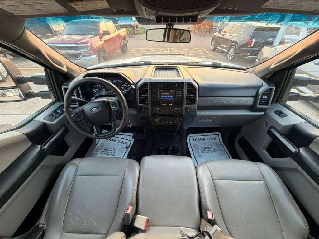 Ford F-350 SD XL Crew Cab Long Bed DRW 4WD 2019