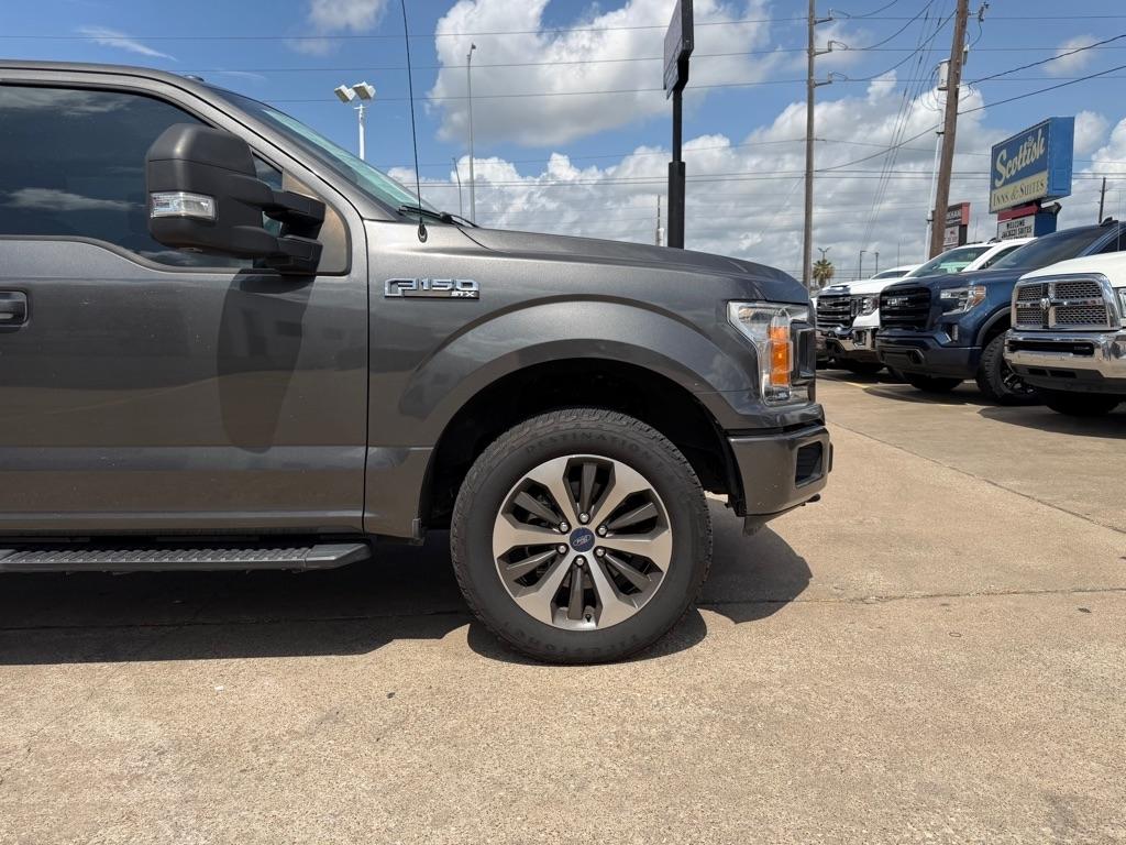 Ford F-150 XL SuperCrew 5.5-ft. Bed 4WD 2019
