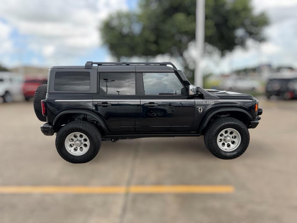 Ford Bronco Base 4-Door w/Advanced 2023