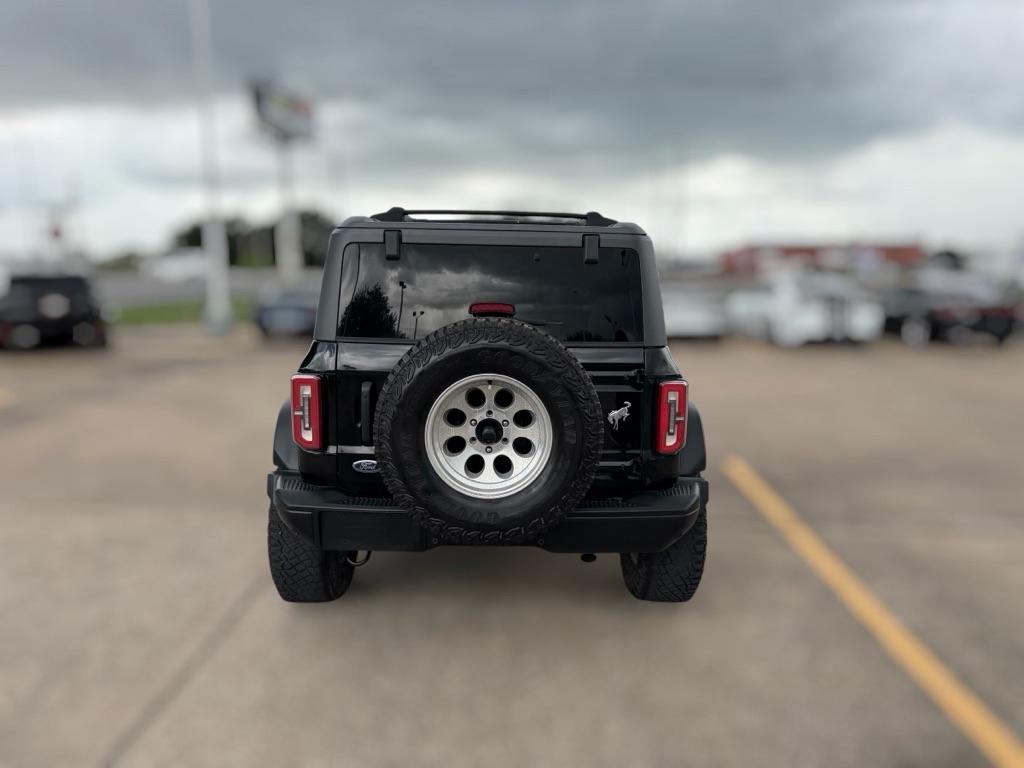 Ford Bronco Base 4-Door w/Advanced 2023