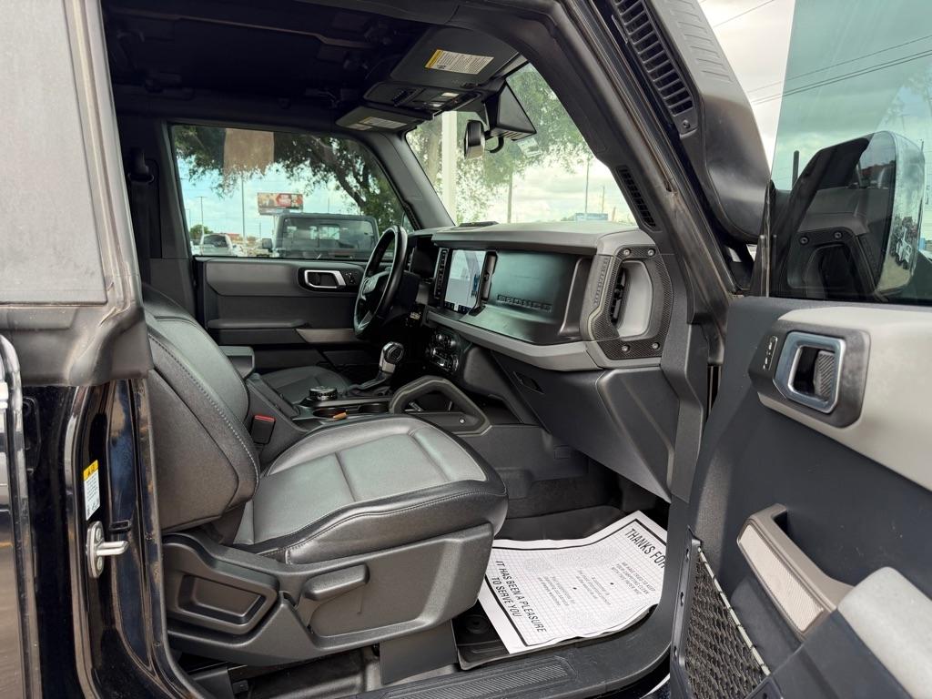 Ford Bronco Base 4-Door w/Advanced 2023